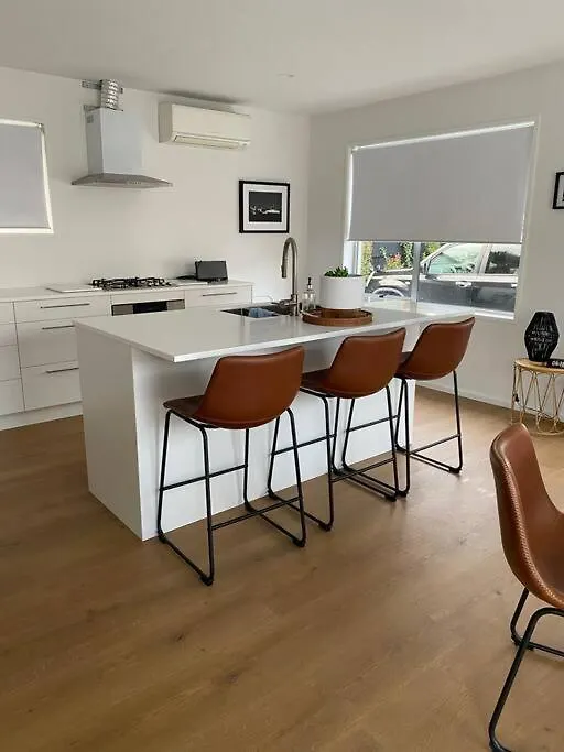 Redcliffs Getaway On The Coastal Pathway To Sumner Apartment Christchurch